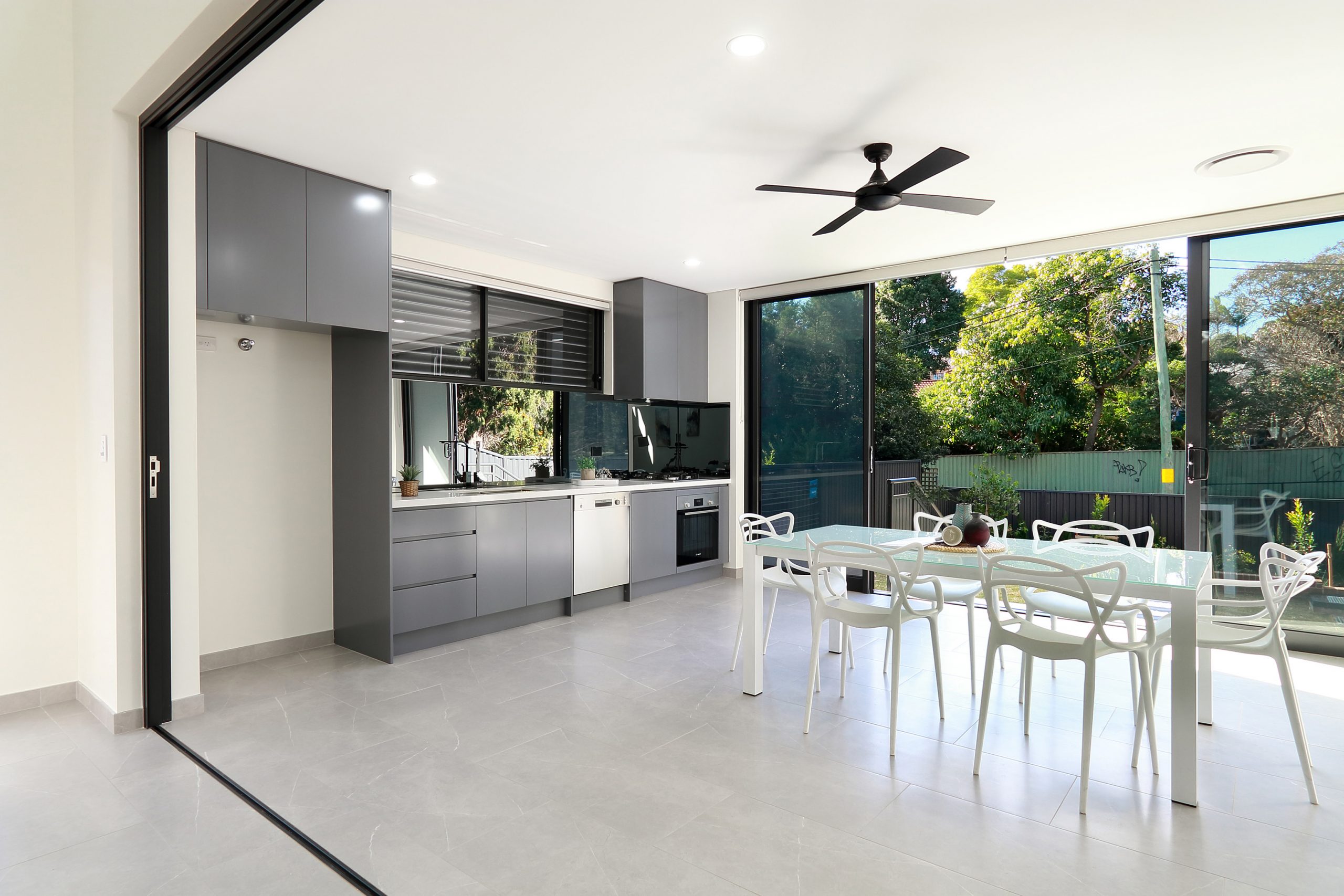 8 Narani Family BBQ 8 Narani Family BBQ